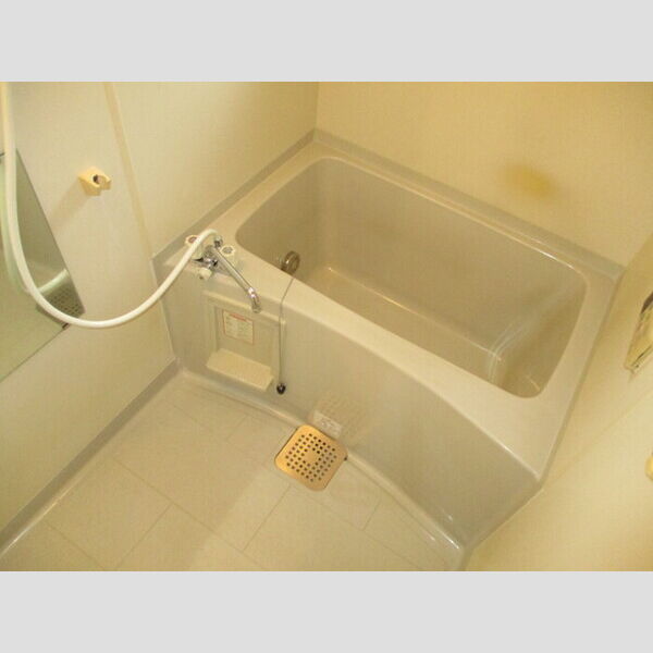 ブルンネンパーク　B 浴室