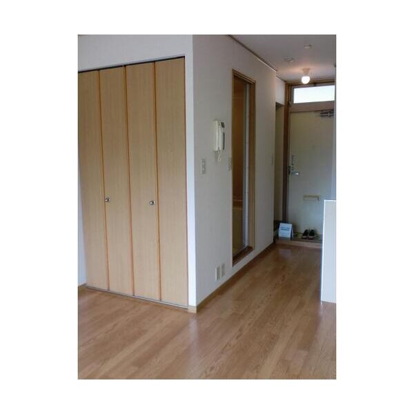 エステートピア黒沢101号室 リビング