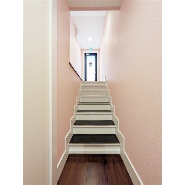 ヴィクトリアン・パレス横浜 内観