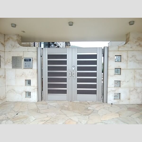 アトリア　Ⅰ101号室 エントランスドア