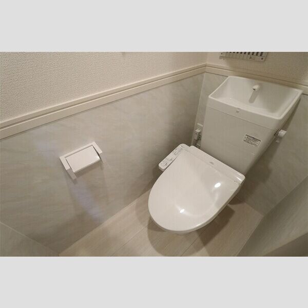 D-KISARIA　WⅠ305号室 温水洗浄暖房便座