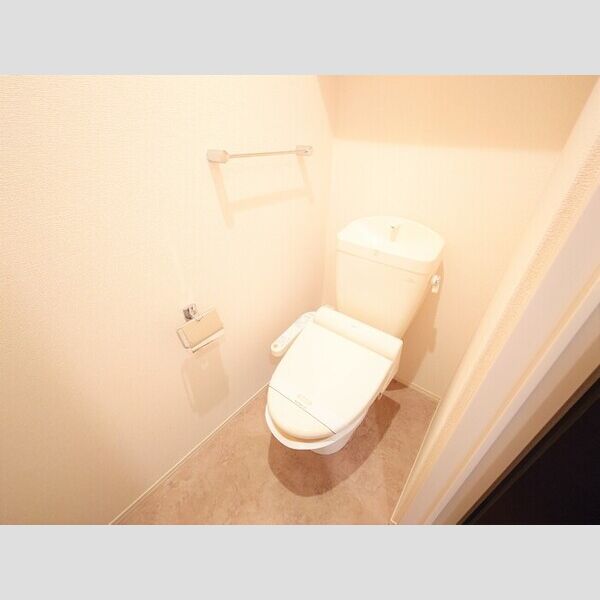 カルチェラタン 温水洗浄暖房便座