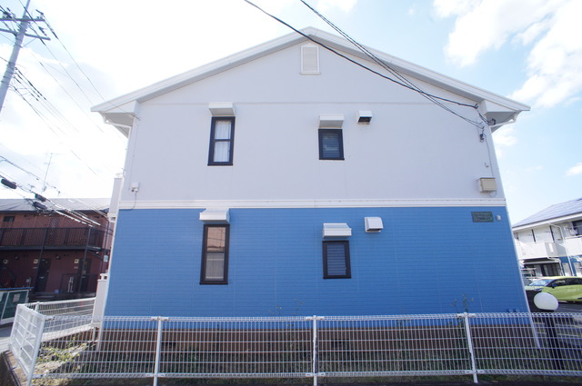 リリーヴィレッジＡ・Ｂ棟A201号室 エントランス