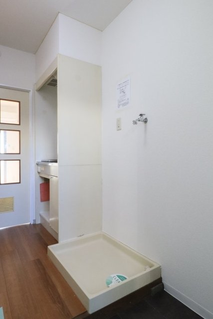 エル・ヴィーナ板橋 室内洗濯機置場