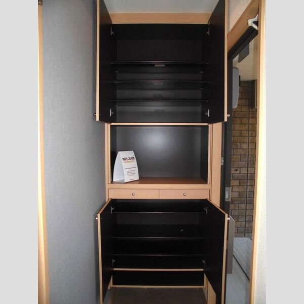 サンモールプラザ　A/B 玄関