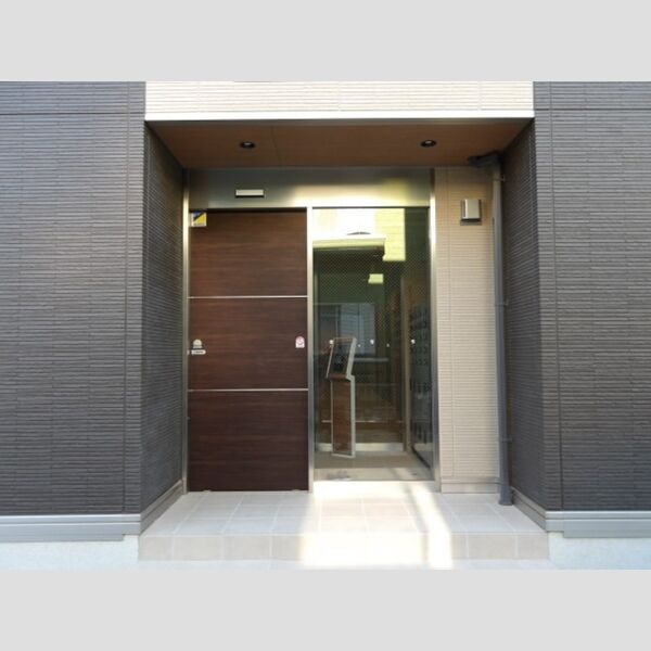 Cradle(クレイドル)208号室 エントランス