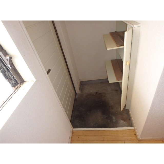 むさしのハイツ210号室 玄関