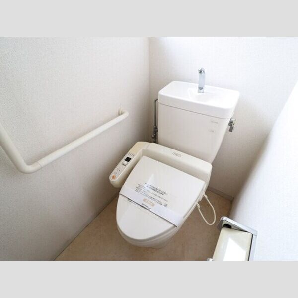池部邸 温水洗浄暖房便座