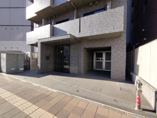 ルーブル横濱反町 エントランス