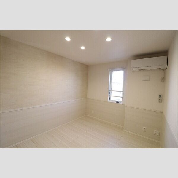 D-KISARIA　WⅠ201号室 洋室