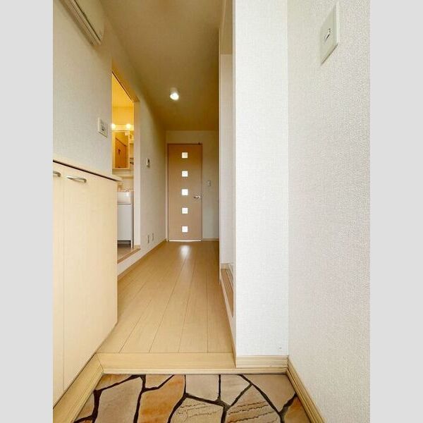 オークヒルズ　壱/弐/参番館壱202号室 玄関