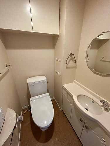 ライオンズステージ府中シティタワー30階 温水洗浄便座