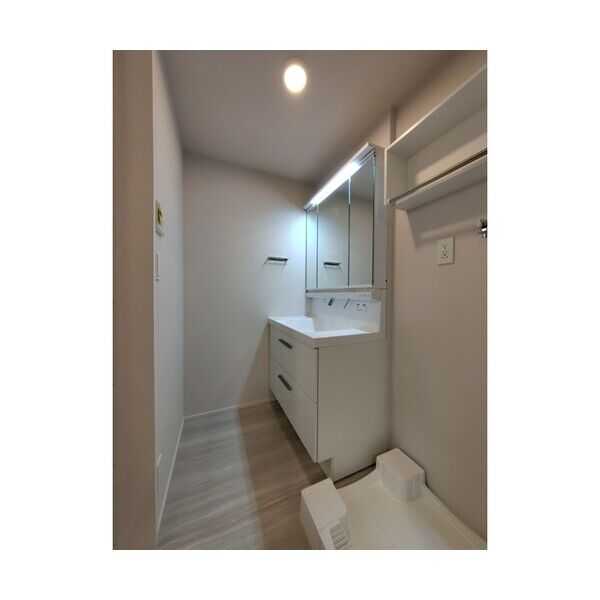 アンソレイユ明大前101号室 洗面