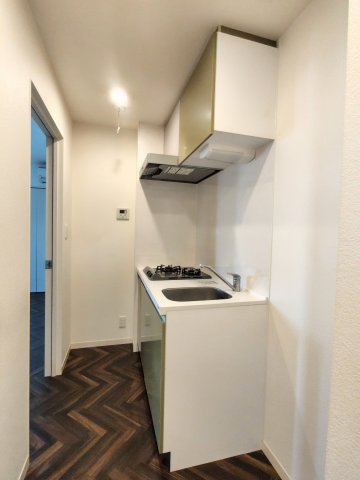 ヴィゴーレ５　Ａ棟0201号室 キッチン