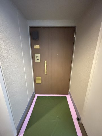 グランタワー府中ラ・アベニュー 玄関