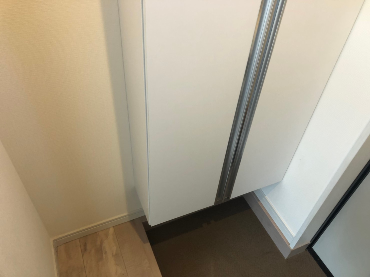 ベイルーム上町屋ＡＢ棟A202号室 玄関