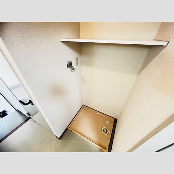 ハイムカメリア109号室 室内洗濯機置場