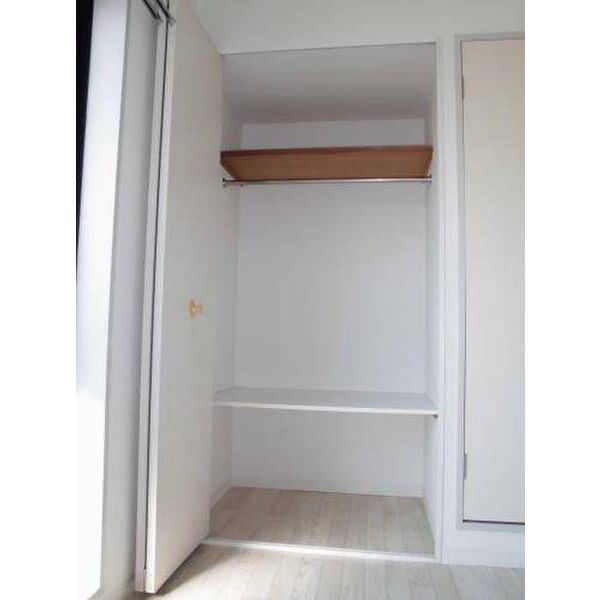 メゾン・ド・ヴァルセ 収納