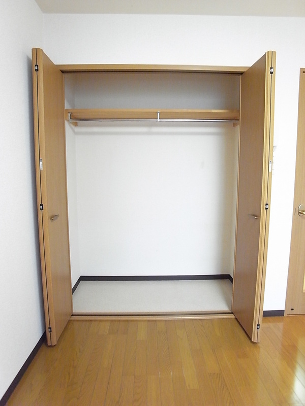 リリックコート翔1階 収納