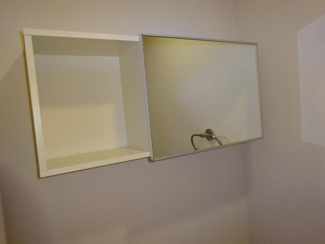 アイルトンハウス101号室 収納