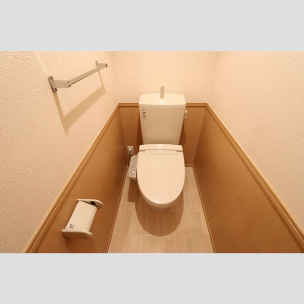 ソレーユ ヒロ101号室 温水洗浄暖房便座トイレ