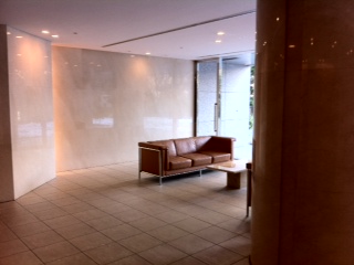 ミレニアムガーデンコート406号室 ロビー