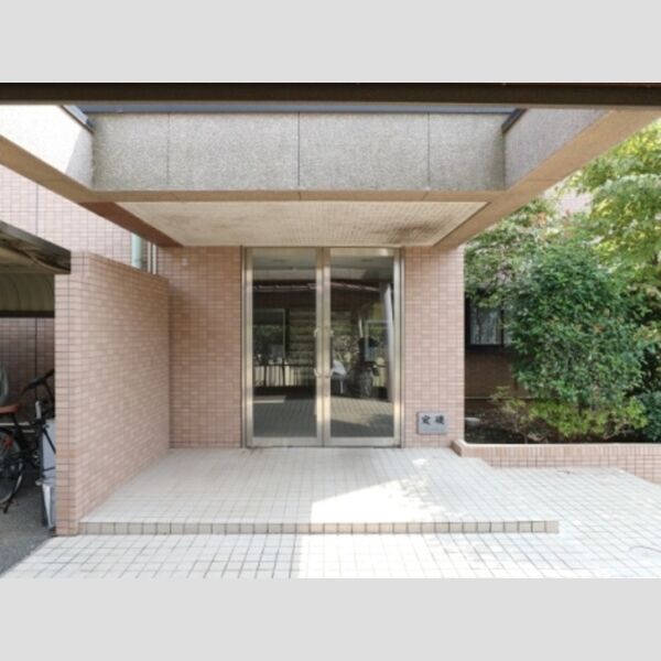 アムール エントランス