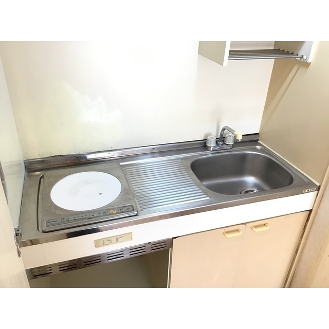 フローラルコートⅡ104号室 キッチン