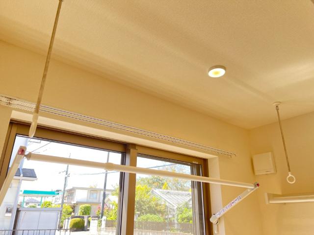 ポムクロシェット 室内物干し