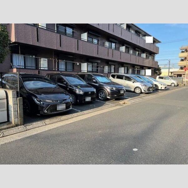 グレイスコート　Ⅰ 駐車場(要空き確認)