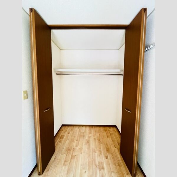 パインヒル鵠沼 クローゼット