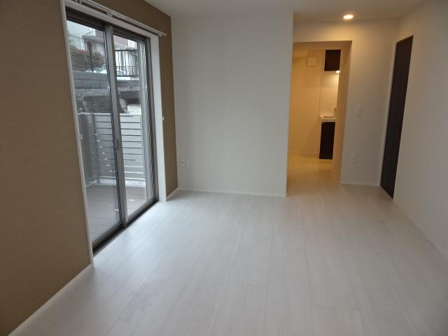 エルシオン富岡101号室 洋室