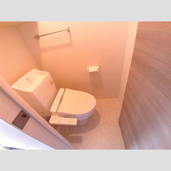 コート港南中央106号室 温水洗浄暖房便座