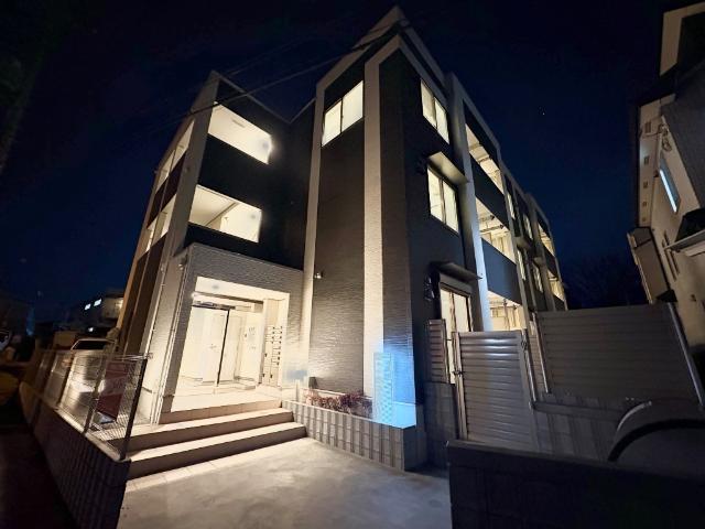 Ｒｅｇｉｎａ（レジーナ） 外観写真（夜）