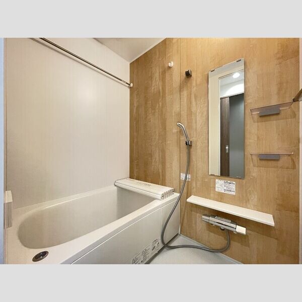 ボナールⅢ 浴室乾燥機&追い炊き機能付き