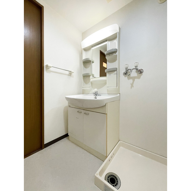 ルクレ川口イースト0201号室 内観