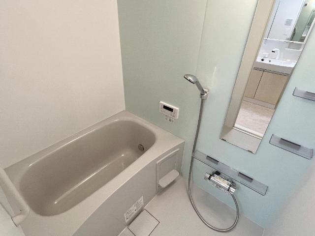 アベリア　コンフェッティ ユニットバス