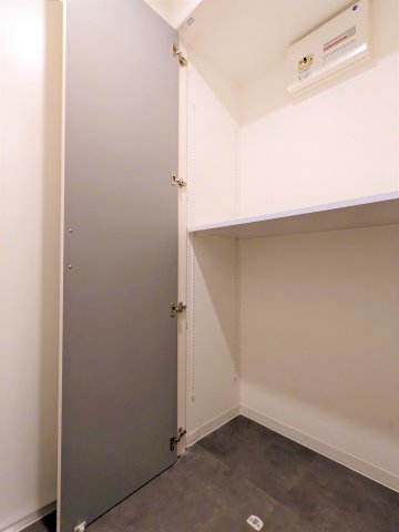 ルーデンス常盤台Ⅲ0202号室 収納