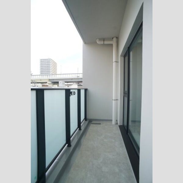 プライムメゾン亀戸403号室 幅広いバルコニー☆