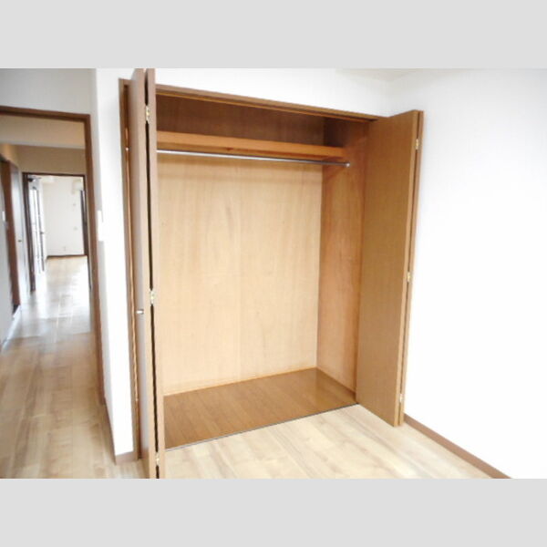 グランフィールド行徳306号室 クローゼット