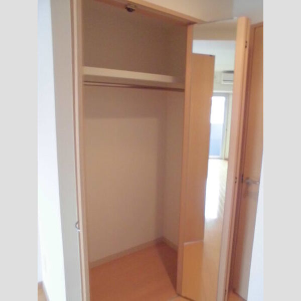 キャメロット新越谷 クローゼット