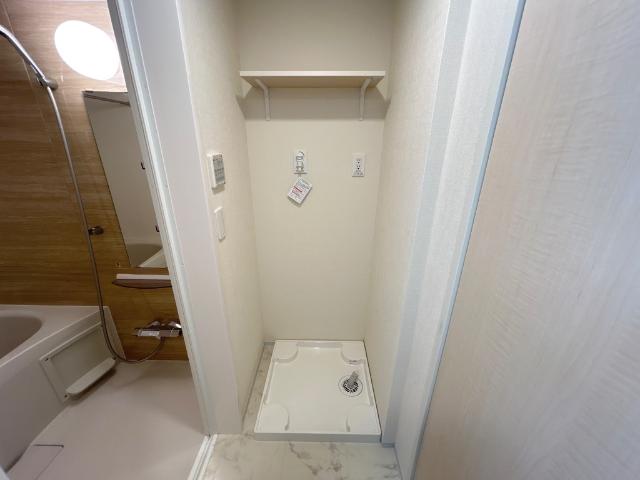 サウスヒル藤吉102号室 洗濯機置場