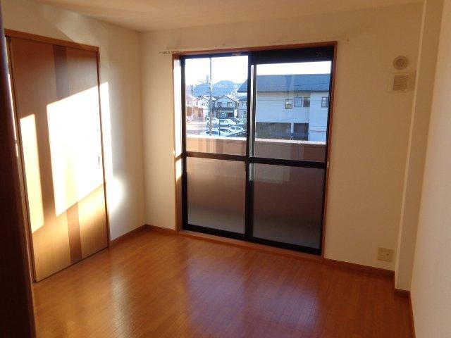 プラザ・シフォレⅠ00105号室 室内