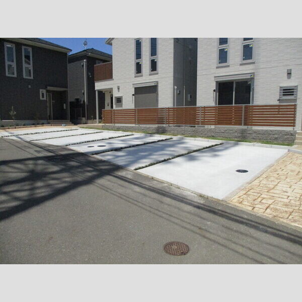 Solvita familia　G 駐車場