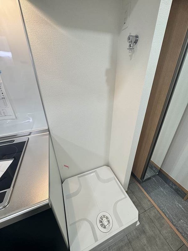 ロンリヴェール1階 内観