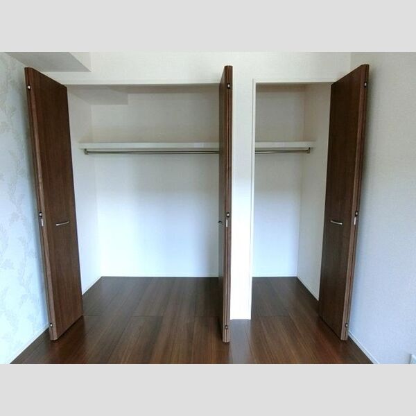 グレイスコート湘南101号室 クローゼット