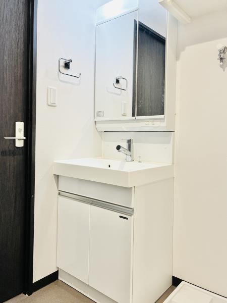 マインズ・コム白金6階 洗面