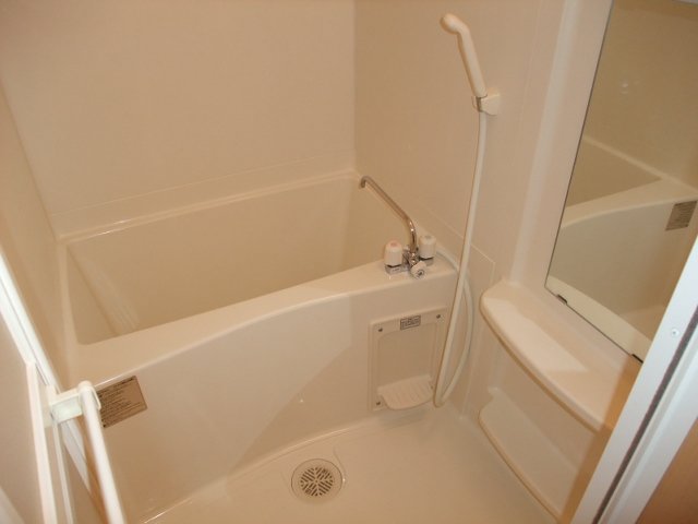 ローザ　オノモン303号室 バス