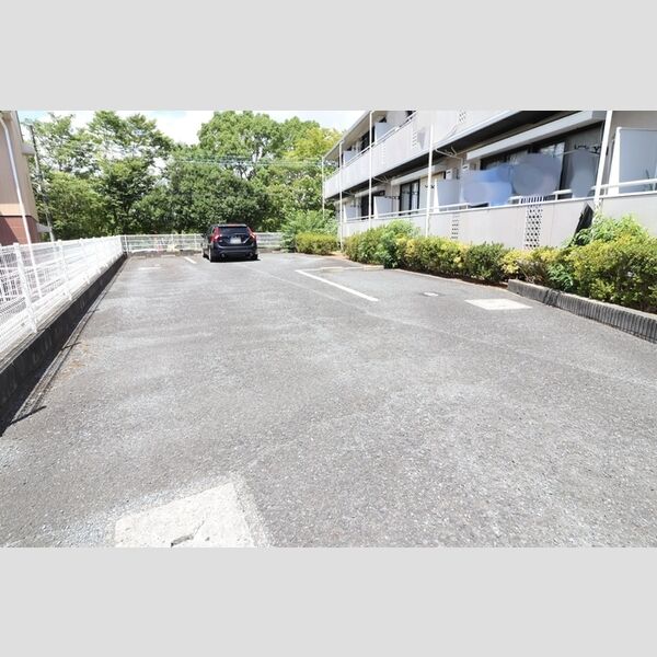 パークヒル 駐車場