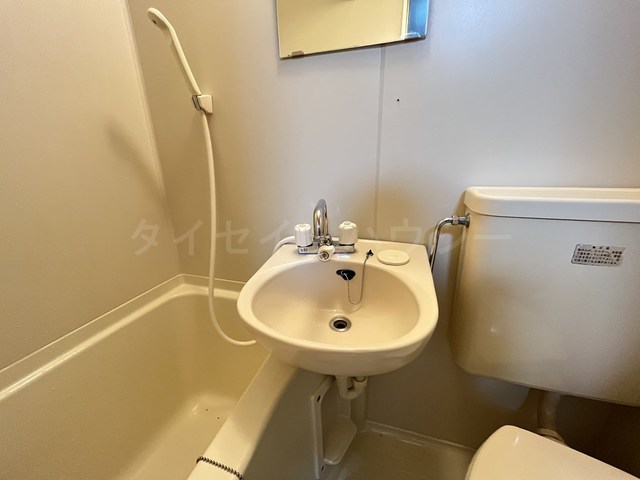 アーバンスクエア江原町Ａ棟0105号室 洗面